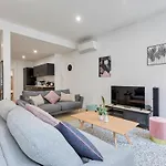 Appartement Quartier Plaine-Monceau 8P 1